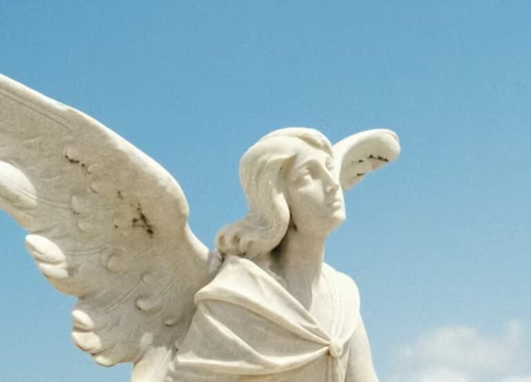 1010 Angel Number Meaning: Love, Money, Twin Flame & Career 1010 Angel Number Meaning